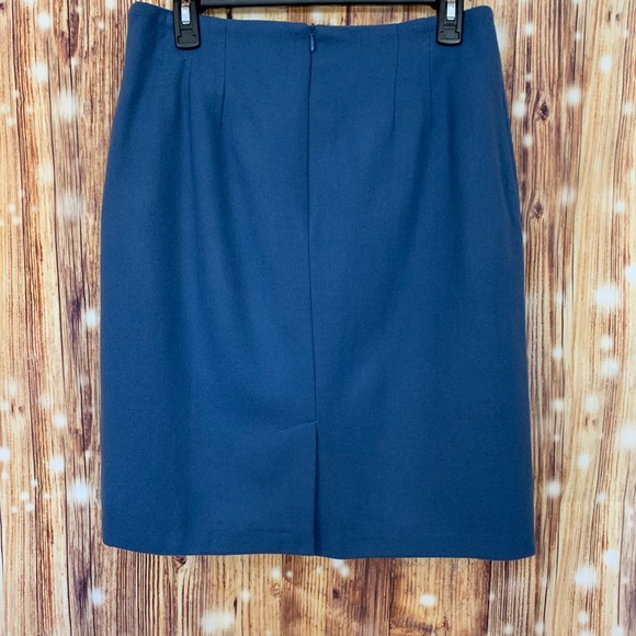 J. G. Hook size 12 skirt 100% wool like new - Picture 4 of 5